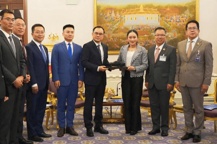 ex外汇官方网址是什么Switch 2魔改连接GC手柄底座众筹开启 精致实用